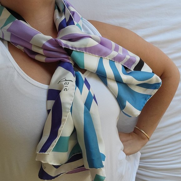 Hermes Pashmina - Picture 1 of 4